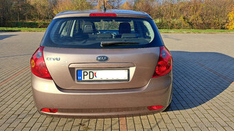 Predám KIA Ceed 1.6 CRDi - 4