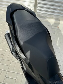 Honda pcx 2023 - 4