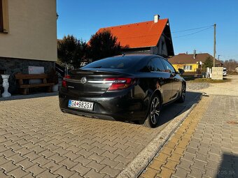 Opel Insignia Limousine HB - 4