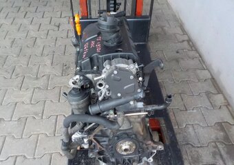 Motor VW T5 AXC 1.9 TDI - 4