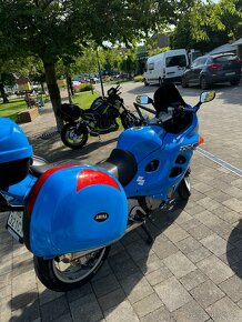 Suzuki gsx 750 f - 4