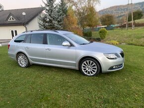 Skoda Superb 2.0tdi,dsg,cuvak,el. kufor,serviska - 4