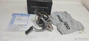 Shimano Twin Power 2500S - 4