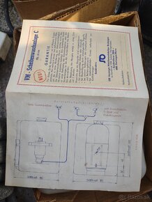 Nový nepoužitý ostrekovač DDR 12V - 4