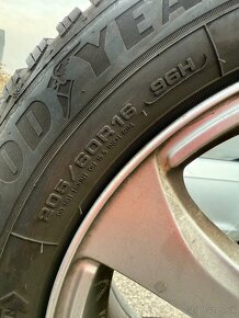 Kompletná sada diskov Volvo s pneu 205/60 R16 - 4