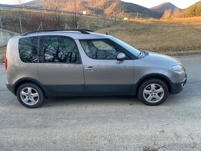 Skoda Roomster Scout - 4