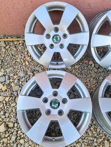 5x112 R15 Škoda Octavia original. - 4