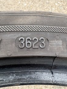 225/40R18 Barum Bravuris 5 DOT3623 - 4