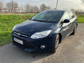 Ford Focus Combi 2.0 TDCi DPF TITANIUM - 4