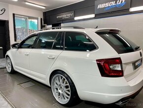 Škoda Octavia Combi 2.0TDI RS DSG - 4