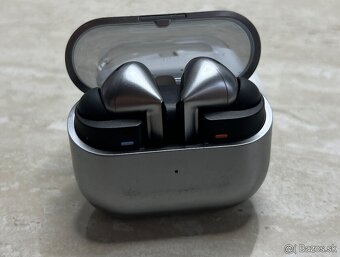 Samsung Galaxy Buds 3 Pro - 4