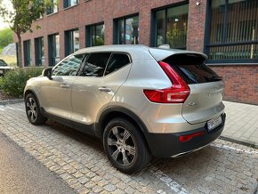 P: Volvo XC40 D4 Inscription AWD - 4