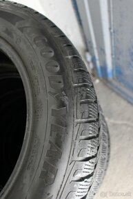 17” PNEUMATIKY-----ZIMNE----GOOD YEAR---225/60 r17----6 -7mm - 4