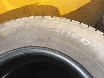 Predám letné pneu 215/75r16 c - 4