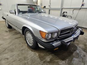 Mercedes Benz 560SL - 4