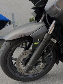 Yamaha xmax 250 - 4