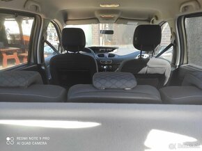 Renault scenic  III 1.6 benzín - 4