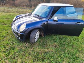 Predám Mini Cooper 1.6 85kw 2004 benzín prevodovka automat - 4