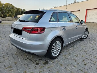 Audi A3 2.0 TDI M6 Attraction Koža Navi Xenón ťažné R16 - 4