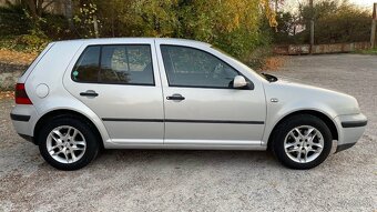 VW GOLF IV 2.0 - 4