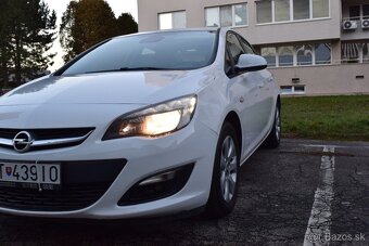 Opel Astra sedan benzín + LPG (od výroby) - 4