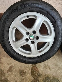 Predám elektróny Škoda r15 5x100 - 4