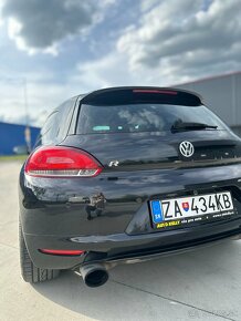 Volkswagen Scirocco 2.0TSI DSG - 4