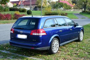 Opel Vectra C Facelift - Cosmo Caravan 2,8 V6 turbo 250k - 4