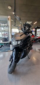 YAMAHA RAYZR Midnight Black 2024 DEMO - 4