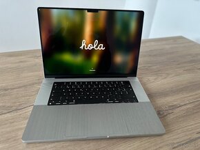 Apple MacBook Pro 16" M1 Pro 10‑CPU 16‑GPU, 512GB - SilverSK - 4