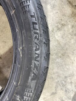 BRIDGESTONE 215/50 R19 - 4