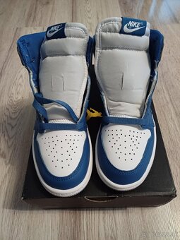 Botasky nike jordan 1 mid - 4