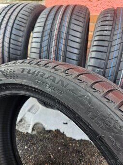 Letní pneu Bridgestone 245/40 R19 - 4