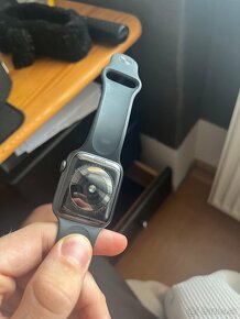 Apple Watch Series 5 Space Grey 44mm NEPOUŽÍVANÉ - 4