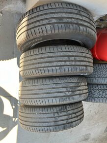 Pneu 235/55R18 - 4