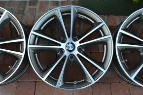 5x112 R17 Hlinikove disky Original BMW 5 G30 G31 - 4