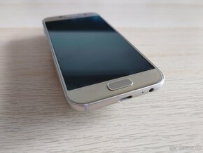 Samsung Galaxy A3 2017 - 4