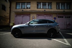 Jaguar F-Pace 2.0d I4 D165 MHEV S AWD A/T AJ NA SPLÁTKY - 4