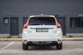 Volvo XC60 D4 2.0L Drive-E Momentum - 4