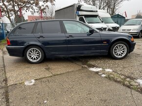 BMW Rad 3 Touring 320 d - 4