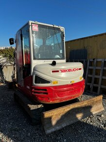 Minibager Takeuchi TB240 s POWERTILTOM - 4