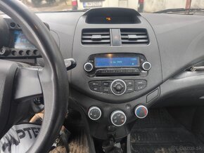 Chevrolet Spark - 4