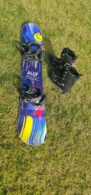 Predám snowboard ROXY ALLY BTX - 4