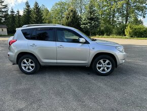 Toyota Rav4 2.2 D-4D - 4