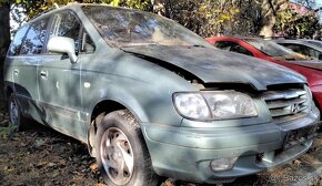 HYUNDAI TRAJET 2.0 2004 predám PIATE DVERE, MOTOR G4GC-G - 4