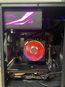 Ryzen 7 3700x / GTX 1660 Super / 16GB RAM - 4