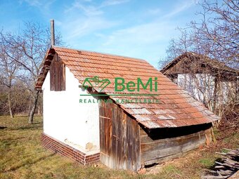 Predaj pozemku s vinicou a viničným domom - Levice ( 045-13- - 4