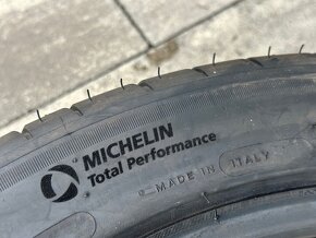 19 pneumatiky Michelin PS4 235/45 ZR19 DOT22 2kusy - 4