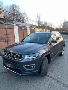 Jeep Compass - 4