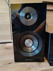 SAMSUNG MM-D330D….CD,DVD,TUNER,USB,AUX,PHONES - 4